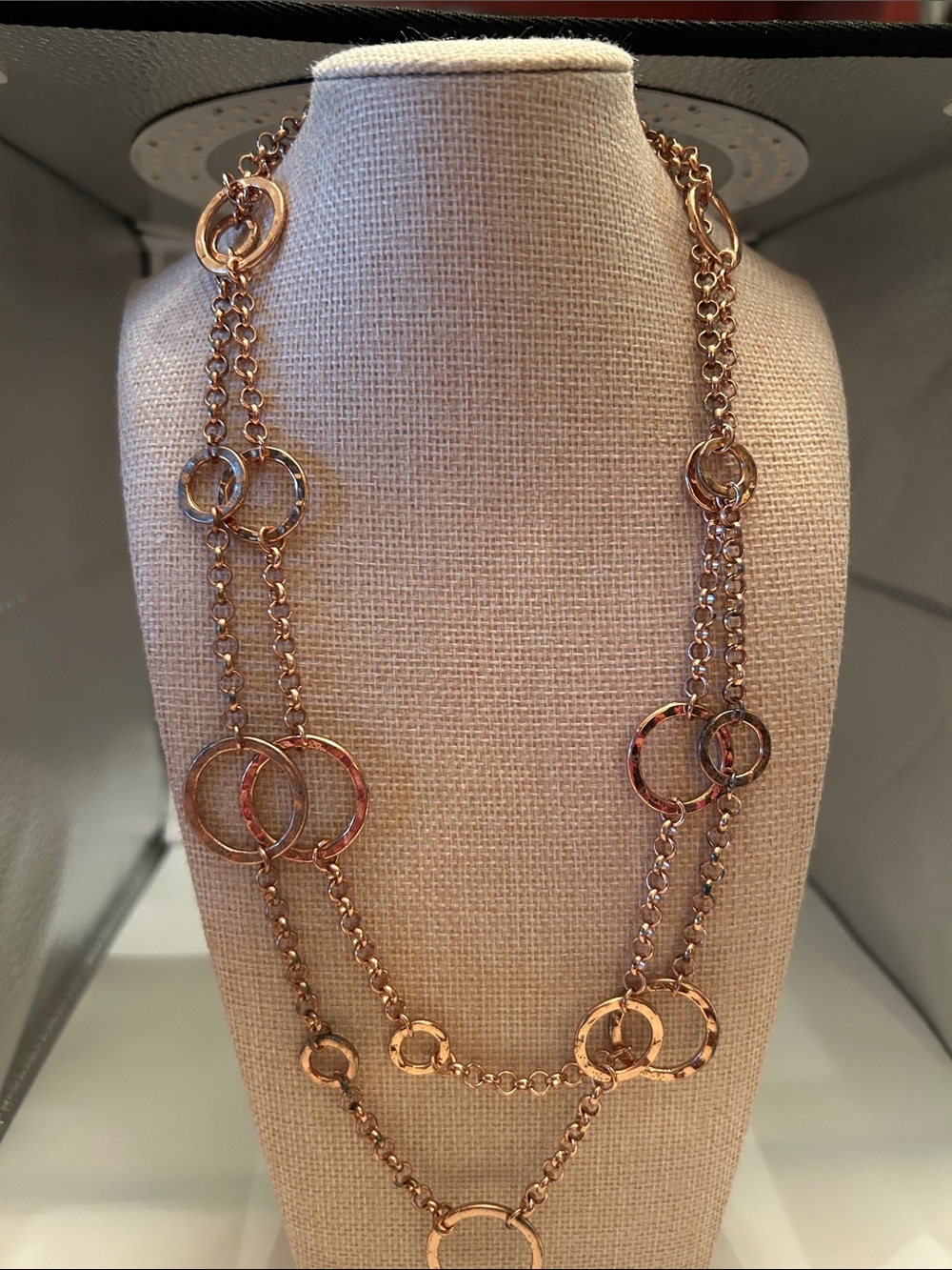 Daisy Fuentes rose gold tone hammered long circular necklace day evening wear